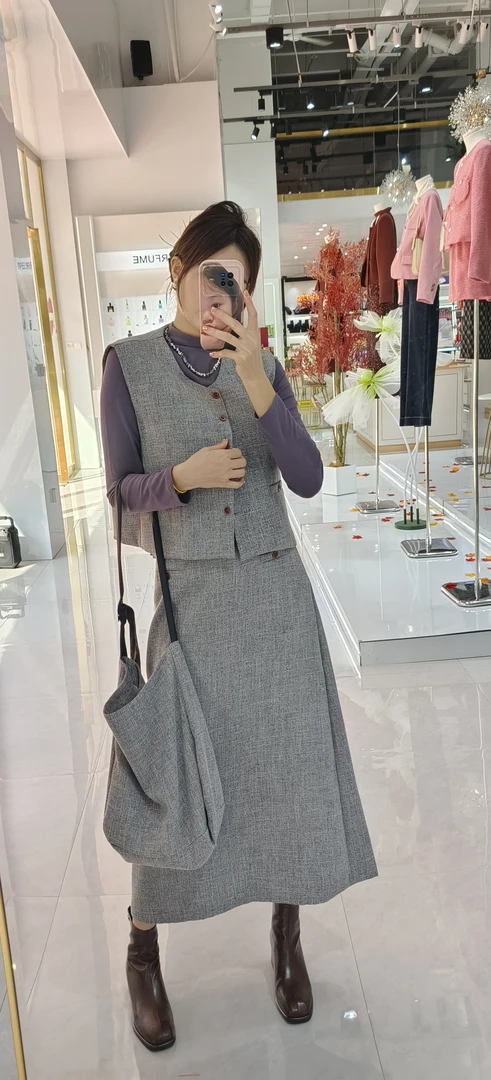 秋季新款高品质简约气质百搭款小香风套装三件套