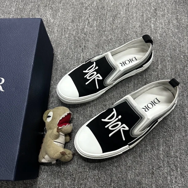 99新有鞋盒 Dior/迪奥 Stussy 一脚蹬板鞋/40码