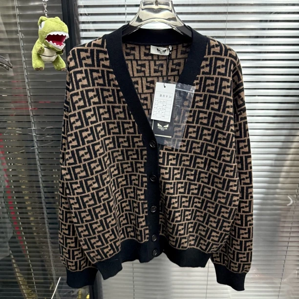 未使用 FENDI/芬迪 芬迪小怪兽 双f老花满印开衫