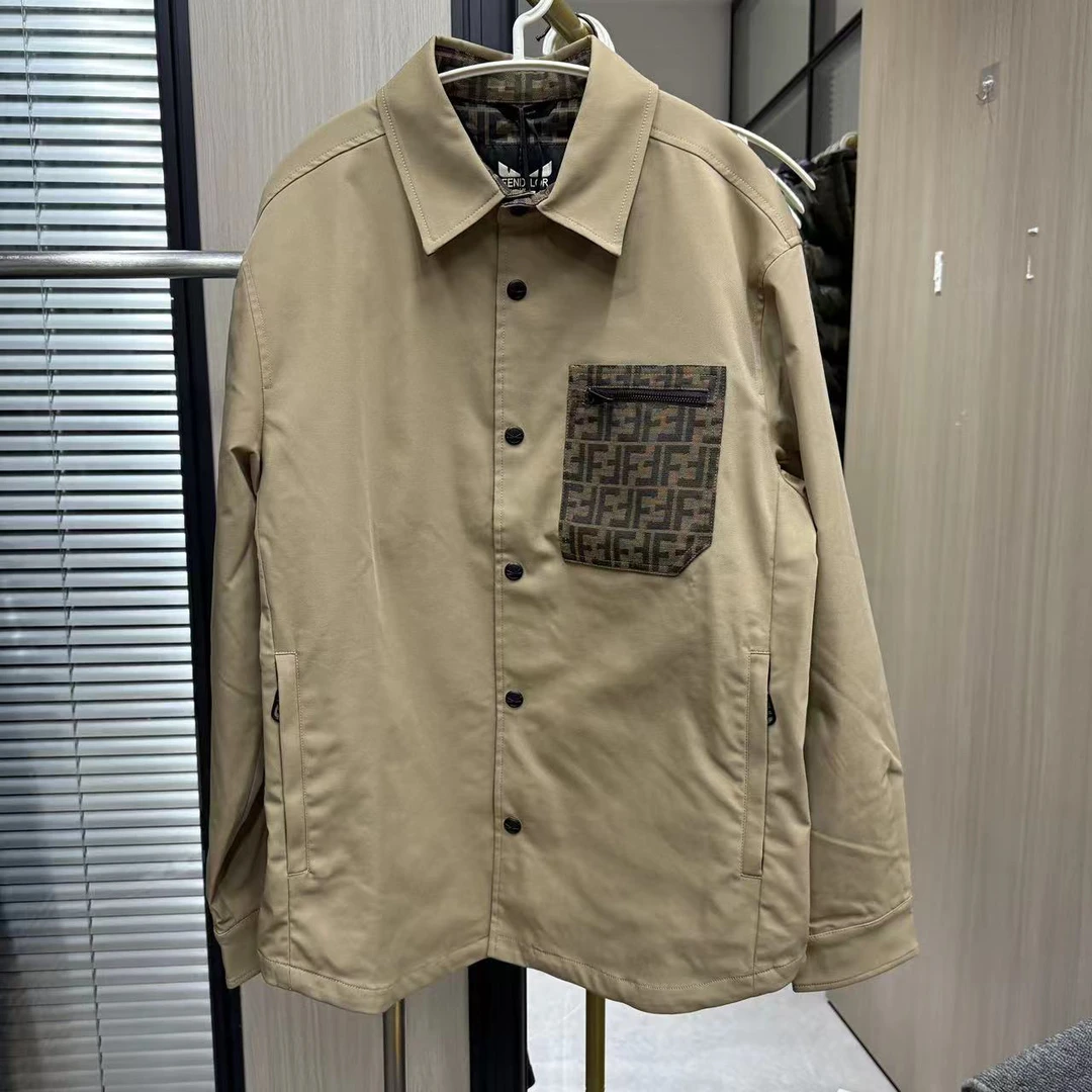 未使用 FENDI/芬迪 芬迪小怪兽 口袋logo卡其色夹克外套