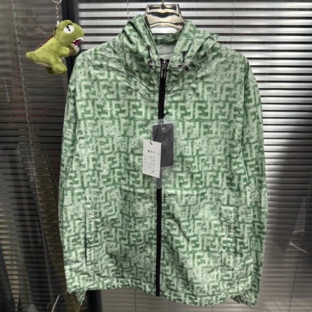 未使用 FENDI/芬迪 芬迪小怪兽 绿色满印夹克外套 46～54码