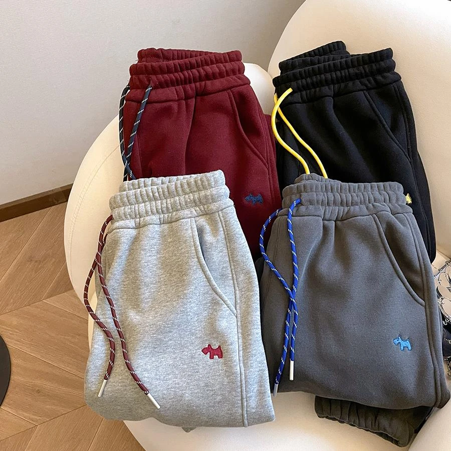 小狗刺绣加绒加厚束脚卫裤女2025冬季新款百搭宽松哈伦运动裤小众