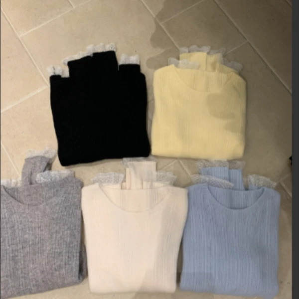 韩系蕾丝边圆领打底T恤  P01