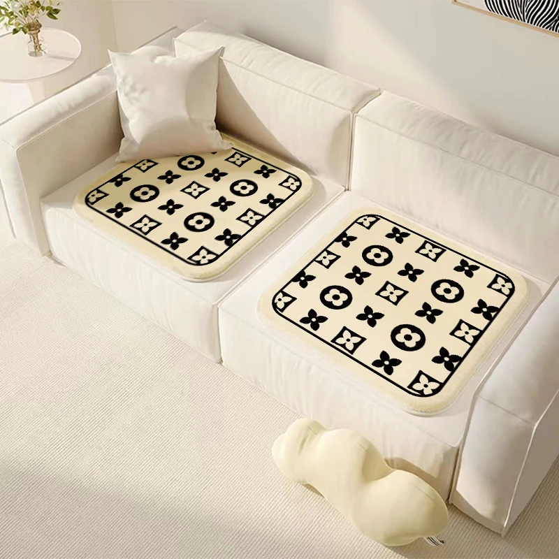 【西域猫】轻奢沙发毛绒屁垫秋冬加厚保暖办公室久坐奶油风凳子座垫