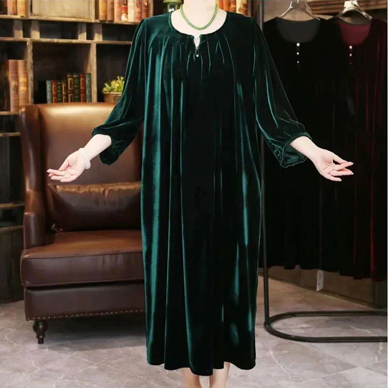 2024丝绒加肥加大过膝长裙秋冬款V领高端连衣裙子