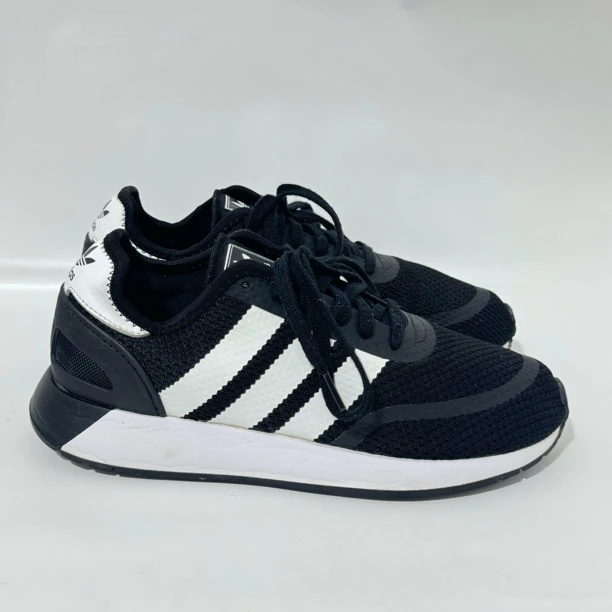 42码 adidas Iniki Runner CLS 网面透气 休闲鞋 黑白 二手