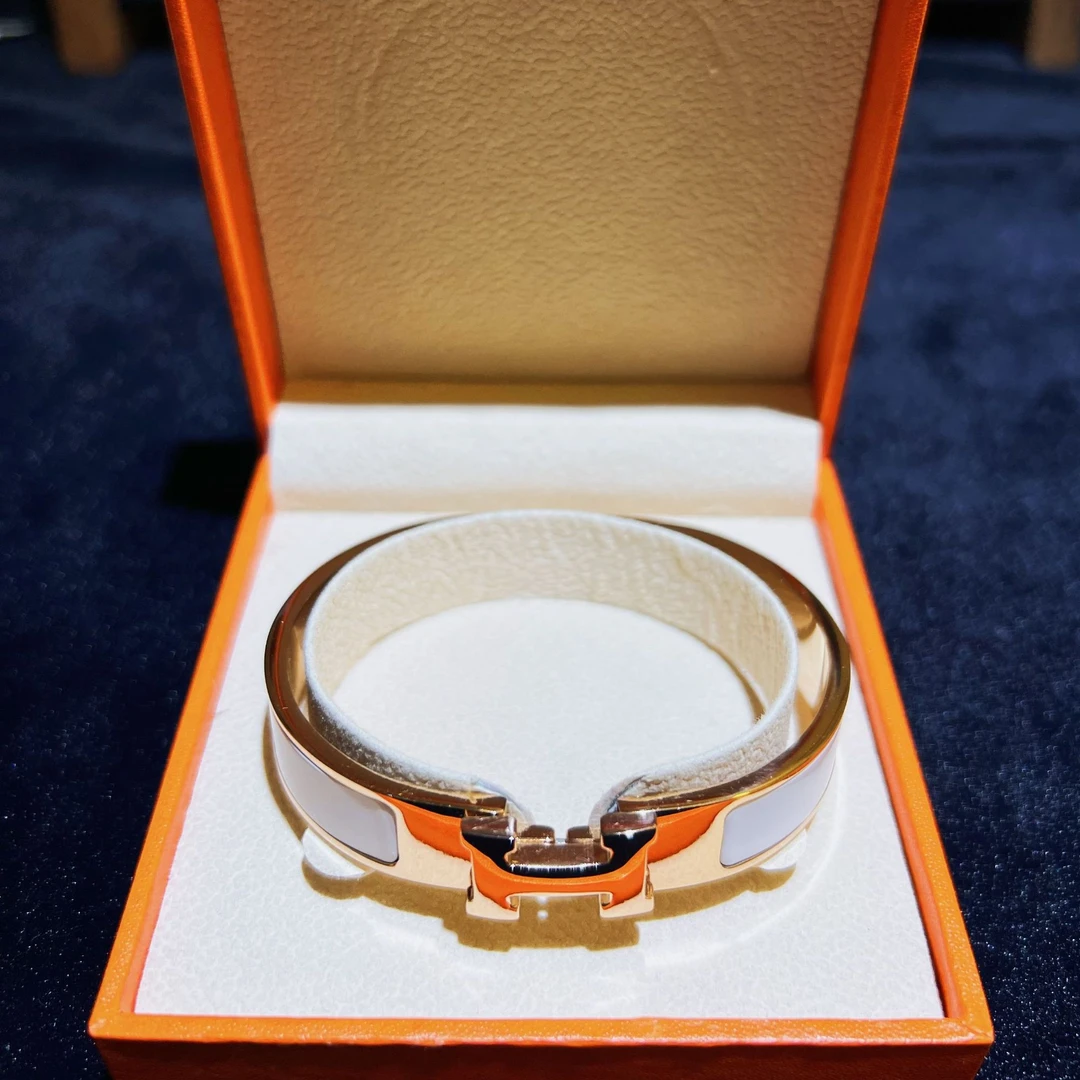 钛钢珐琅手镯 【婧婧家】 Studio 钛钢珐琅手镯H字 宽版 轻奢时尚