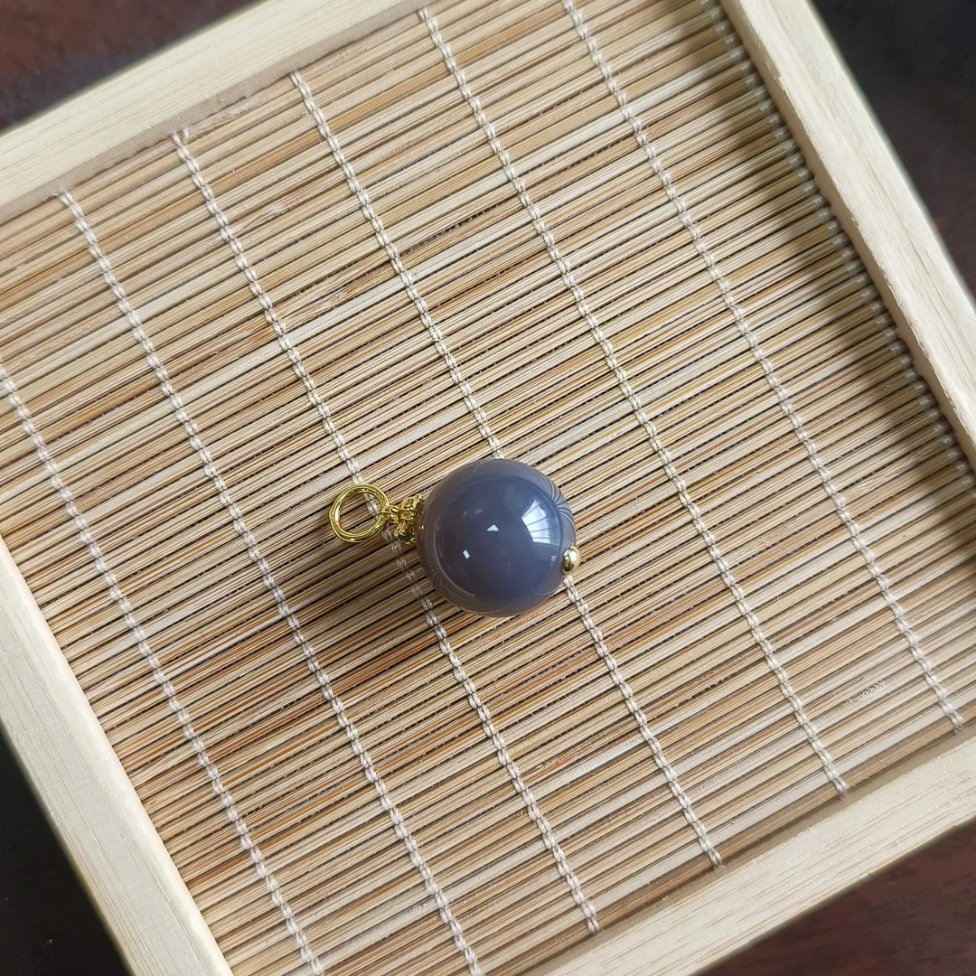 冰烟紫荔枝冻吊坠15mm FGM022C004