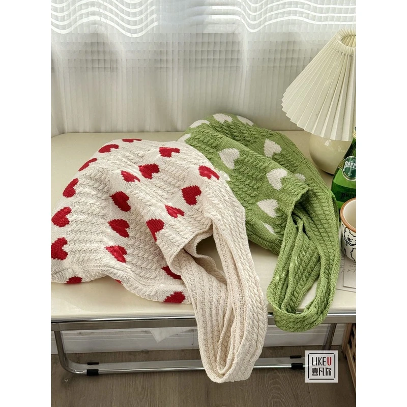 原创设计ins复古慵懒风爱心针织毛线手提单肩包简约文艺百搭布袋