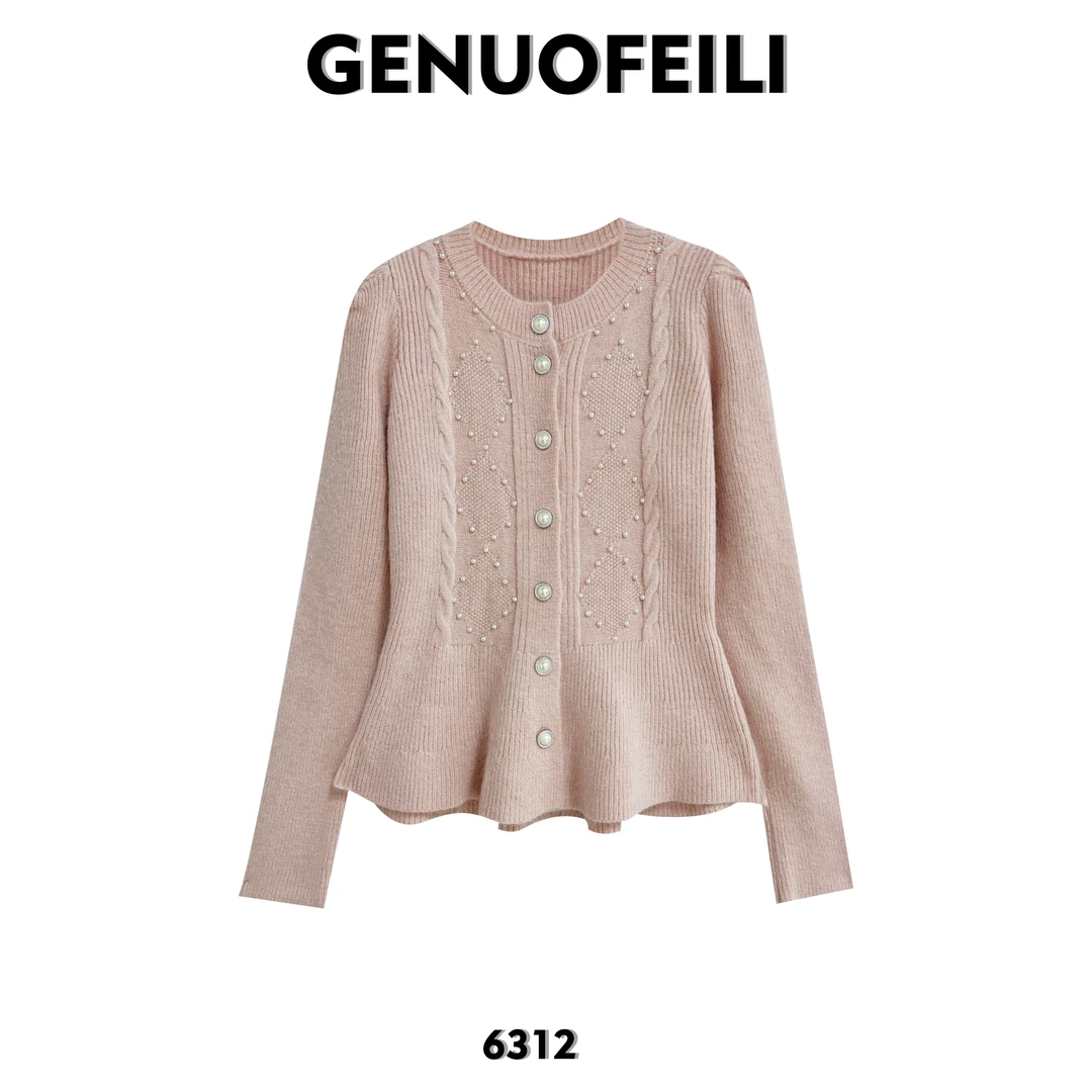 6312小香风气质长袖短款镂空休闲温柔秋冬小香风气质长袖短款镂空