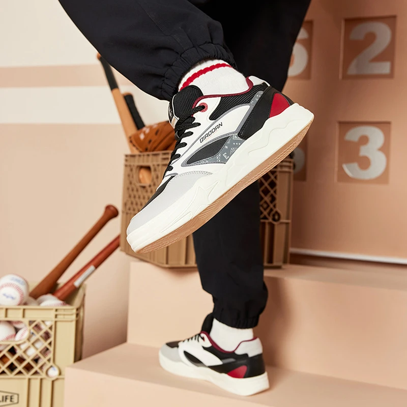 【星岳V2】乔丹2025年冬季乔丹质燥时尚男板鞋QDL053244504