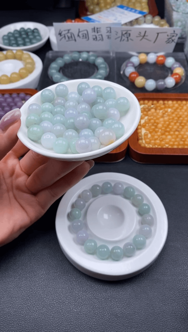 【闪购商品】翡翠手串未镶嵌马卡龙翡翠圆珠卡10+（19颗/99元）
