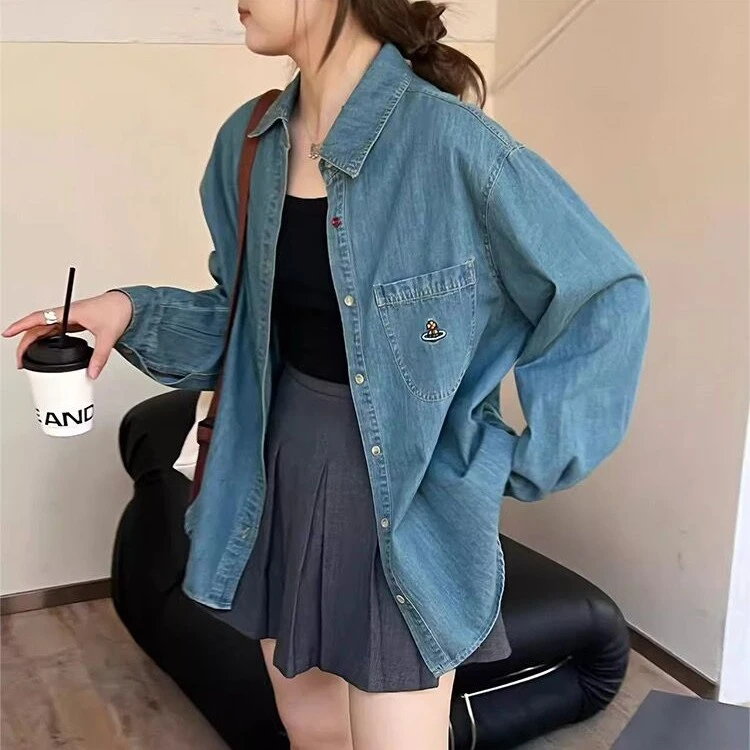 「星球刺绣牛仔衬衫」秋季港味叠穿衬衣 宽松休闲百搭外套女23272
