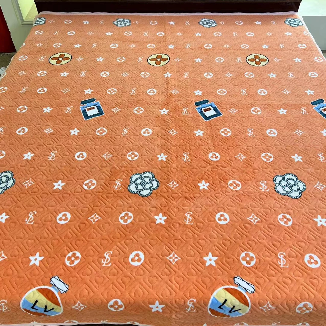 【牛奶绒橘子香水】宽边牛奶绒床盖 约2*2.3冬季夹棉床单炕铺盖