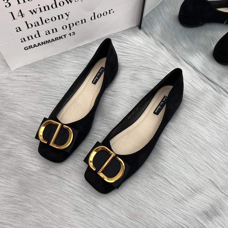 方头平底鞋女单鞋浅口2025春秋新款绒面软底方扣瓢鞋大码女鞋韩版