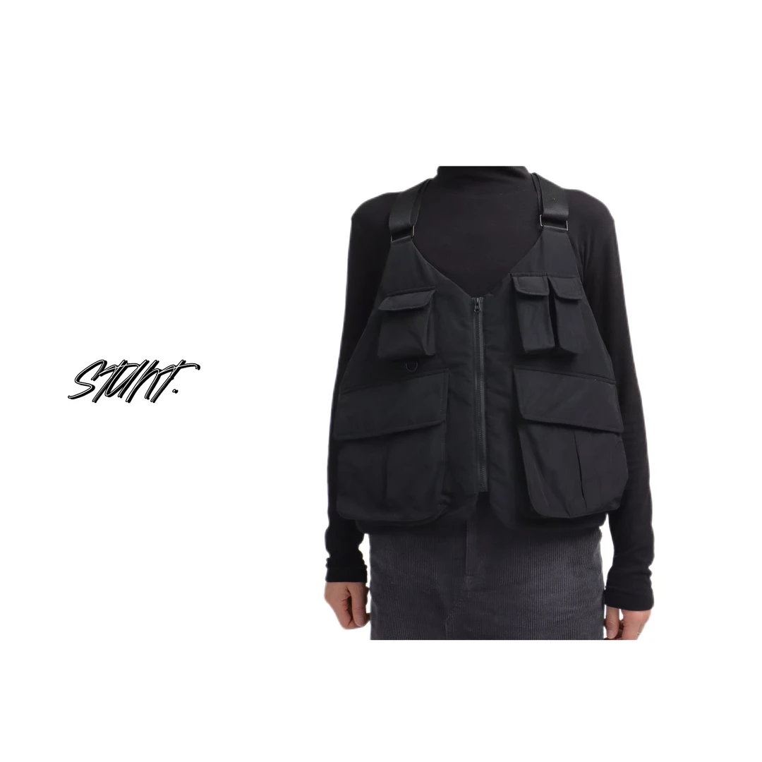 秋冬设计师新款背带多口袋马甲女款休闲马夹 1121