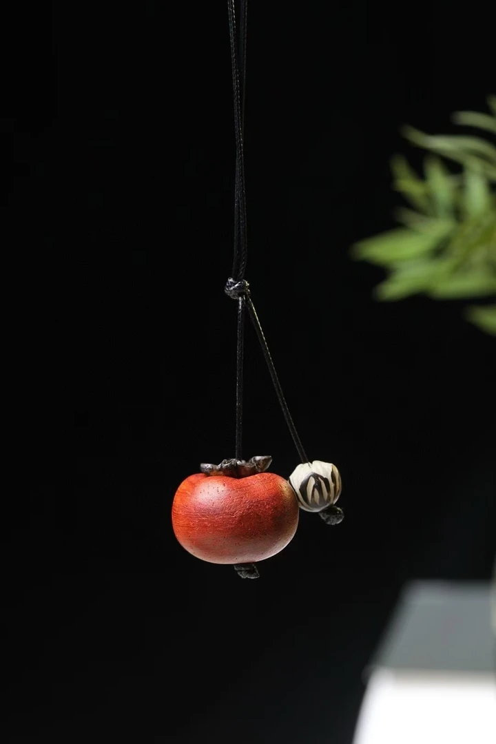 小柿子带绳子  事事如意 木雕