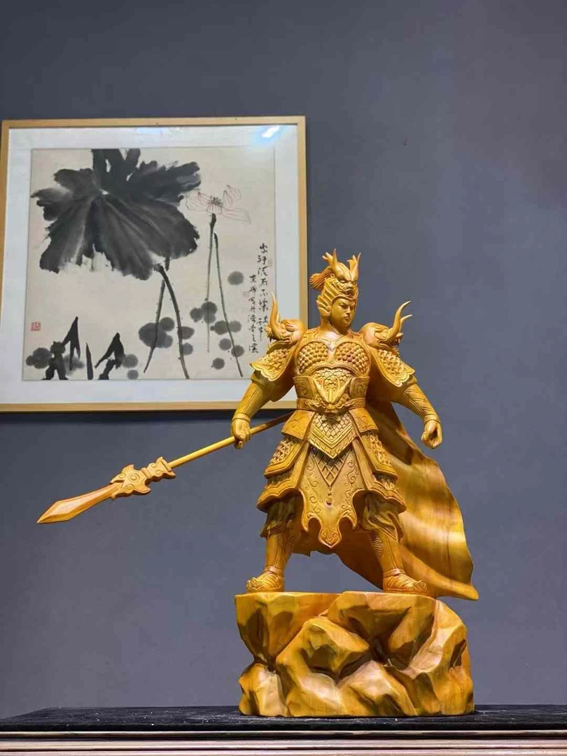 香樟木武将赵子龙木雕造像长46.宽28.高85厘米