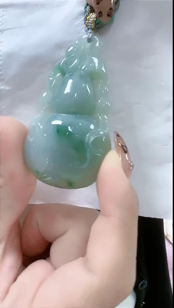 【闪购商品】翡翠颈饰未镶嵌孤品葫芦宽32高59厚11.8