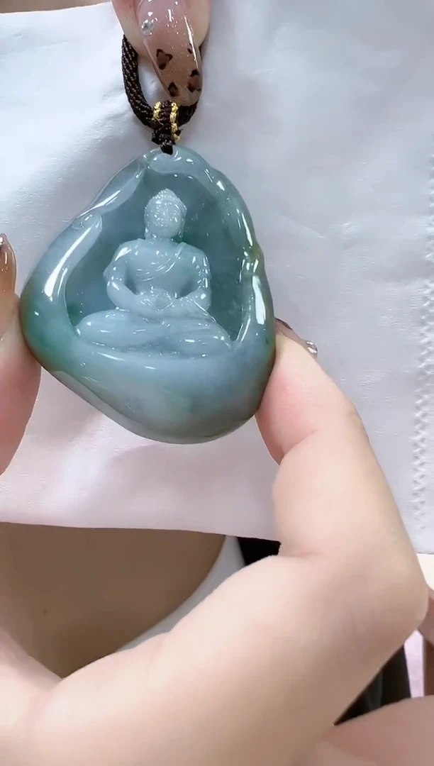 【闪购商品】翡翠颈饰未镶嵌孤品观音宽37高47厚14