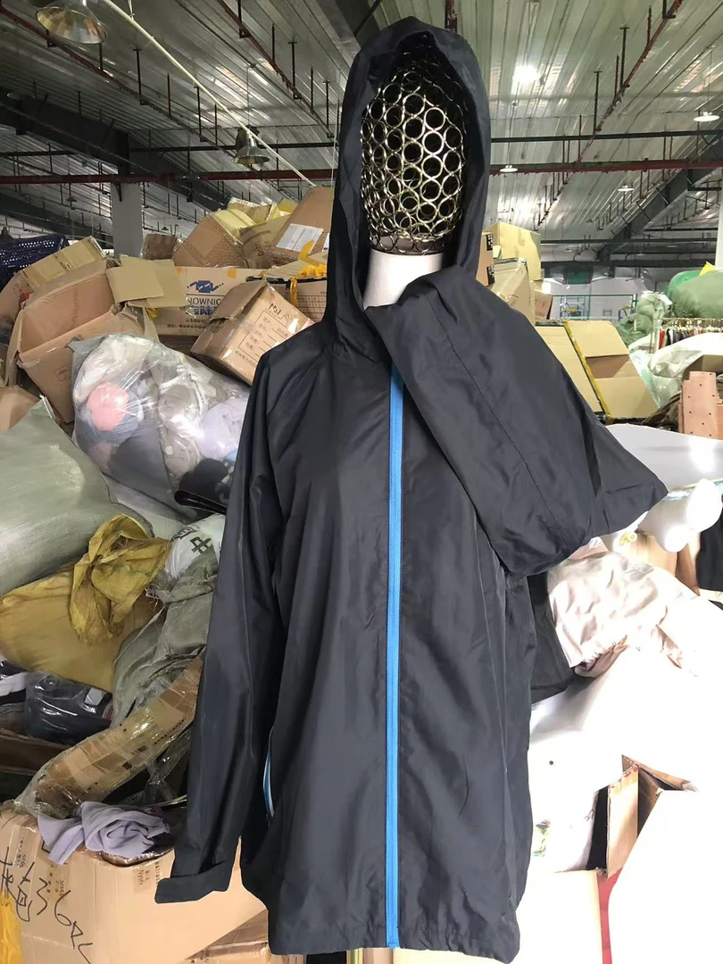 A/411302防风衣冲锋衣外贸大码运动时尚秋冬软壳潮（矮小个头勿拍）