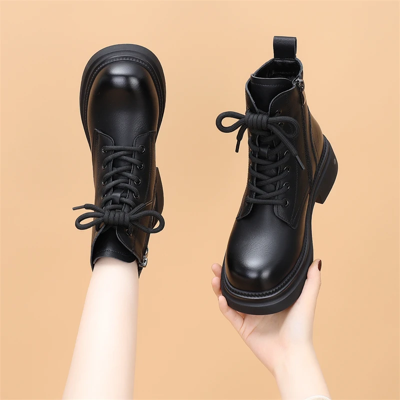 韩版时尚马丁靴女2024秋冬新款显瘦软底不累脚爆款炸街瘦瘦靴