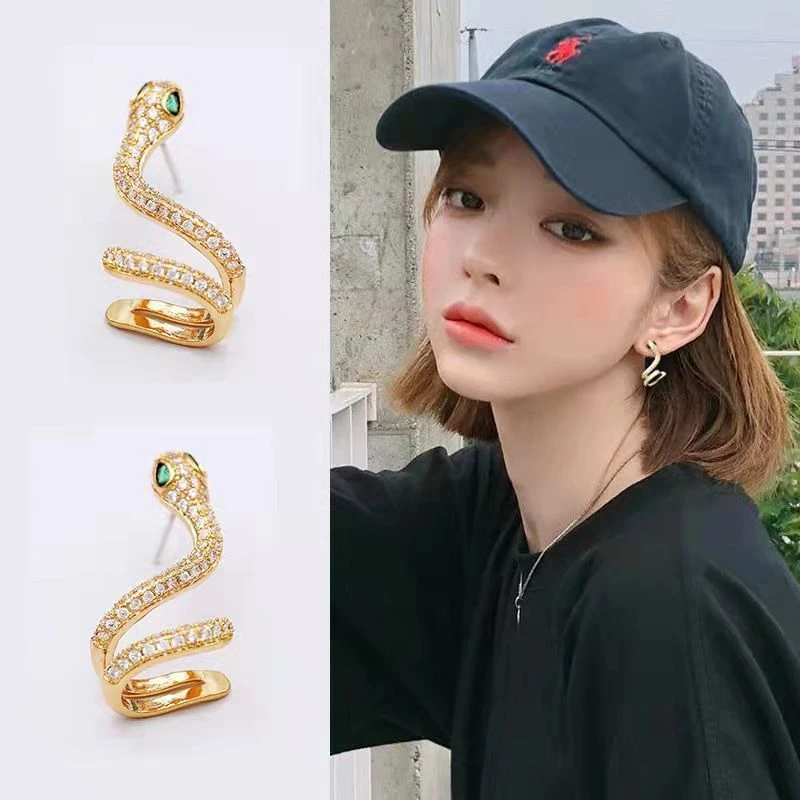 高级感蛇形耳饰耳骨夹钉耳环一体秋冬耳夹轻奢2022年新款耳挂个性