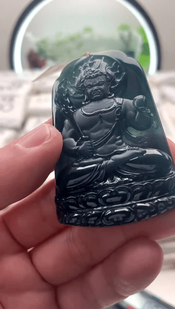 【闪购商品】翡翠颈饰未镶嵌不动明王