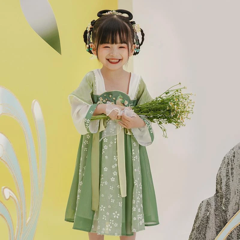 汉服女童唐装2024新款儿童礼服襦裙女孩连衣裙古装超仙宝宝春装潮