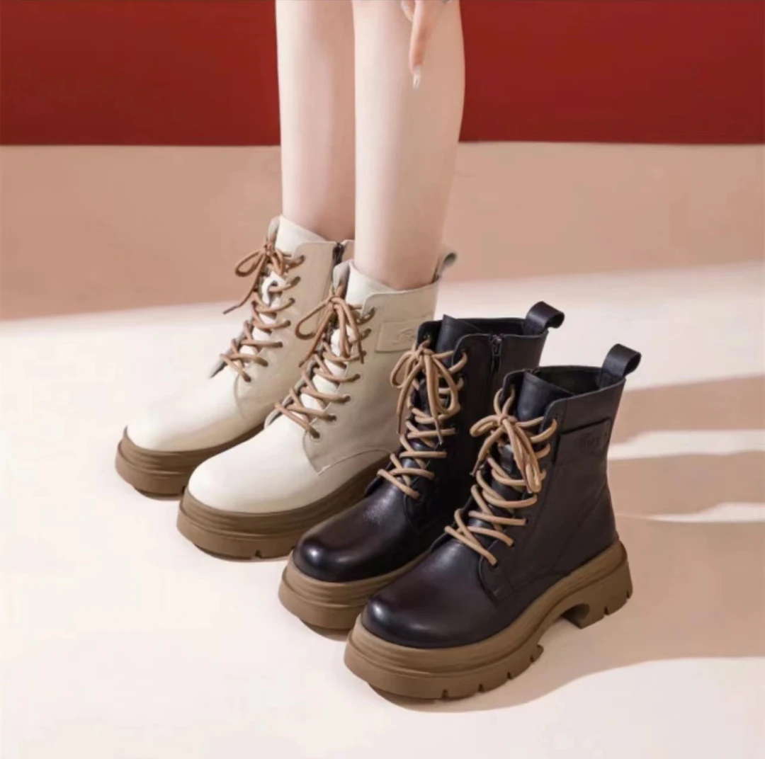 2023新款秋季厚底短靴女复古英伦风靴子女93601-1