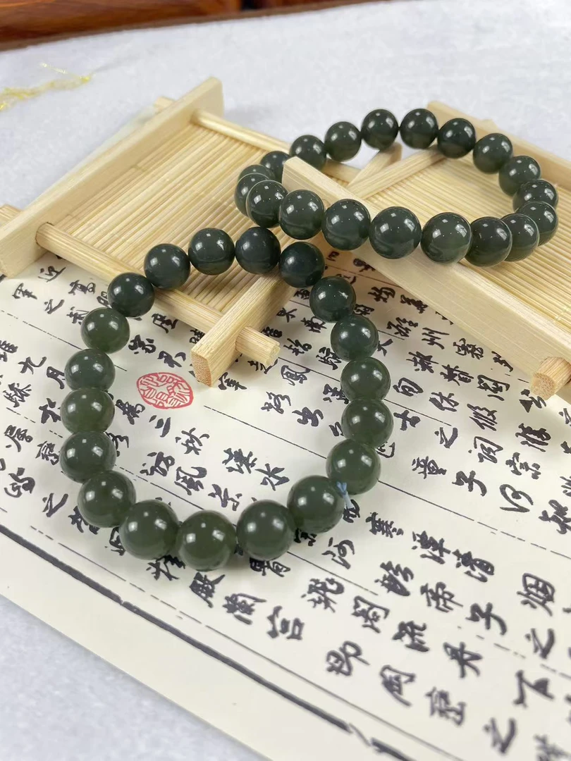 和田玉圆珠手串单圈卡10左右【拍一发一多样性发货】