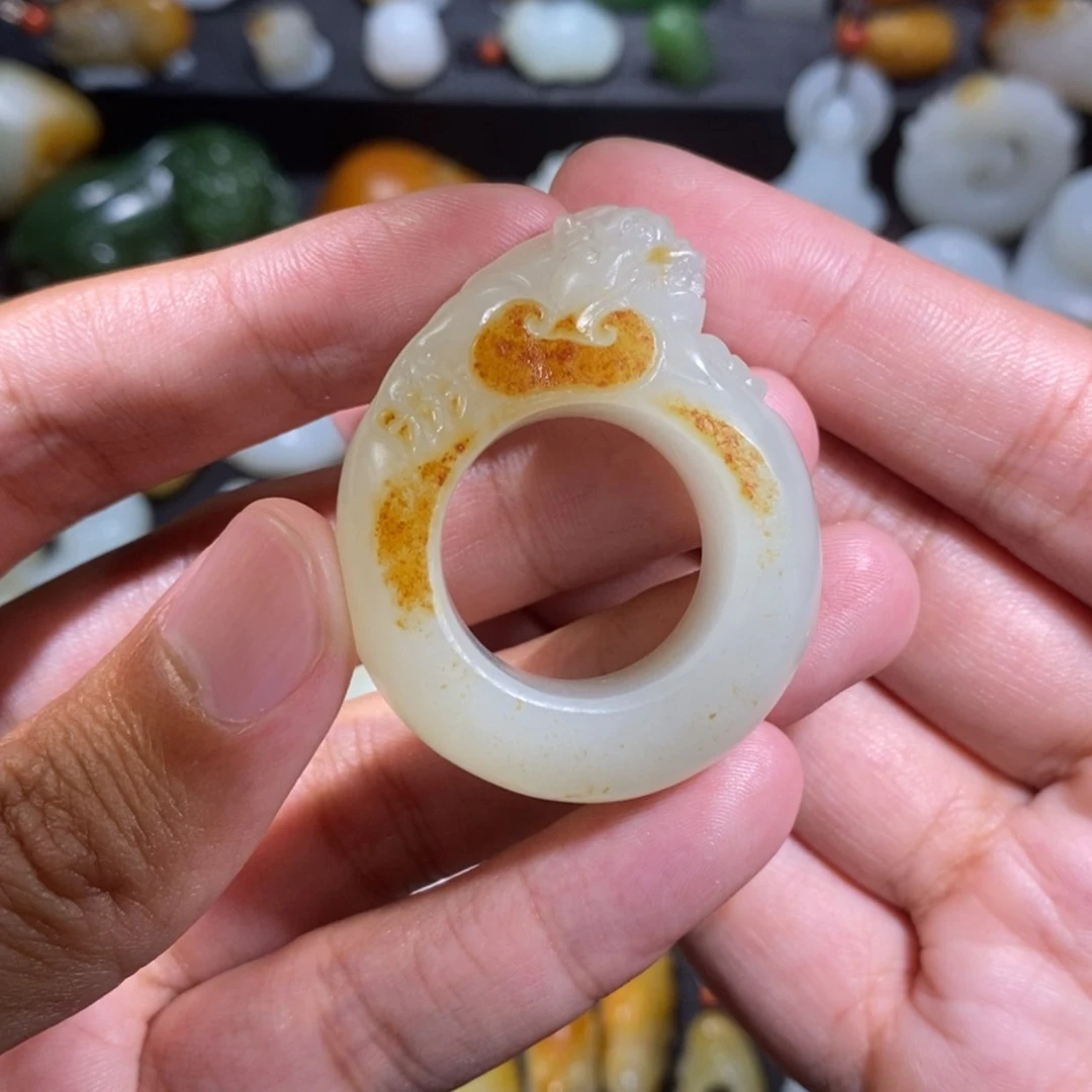 【闪购商品】和田玉颈饰未镶嵌食*