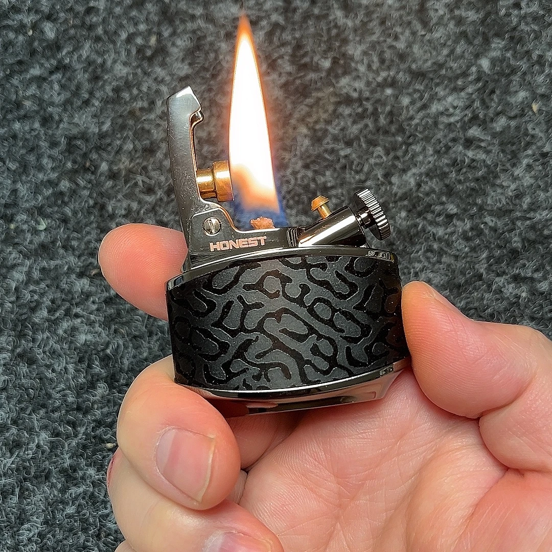 自动弹射煤油打火机 迷你贴皮煤油打火机 一键点火打火机 包邮