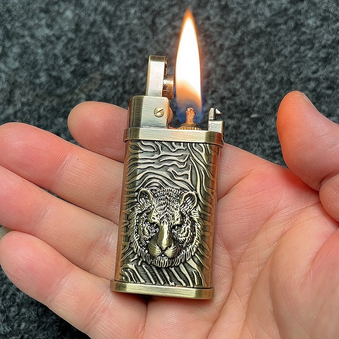 自动弹射煤油打火机 一键点火加油打火机 经典怀旧打火机 包邮