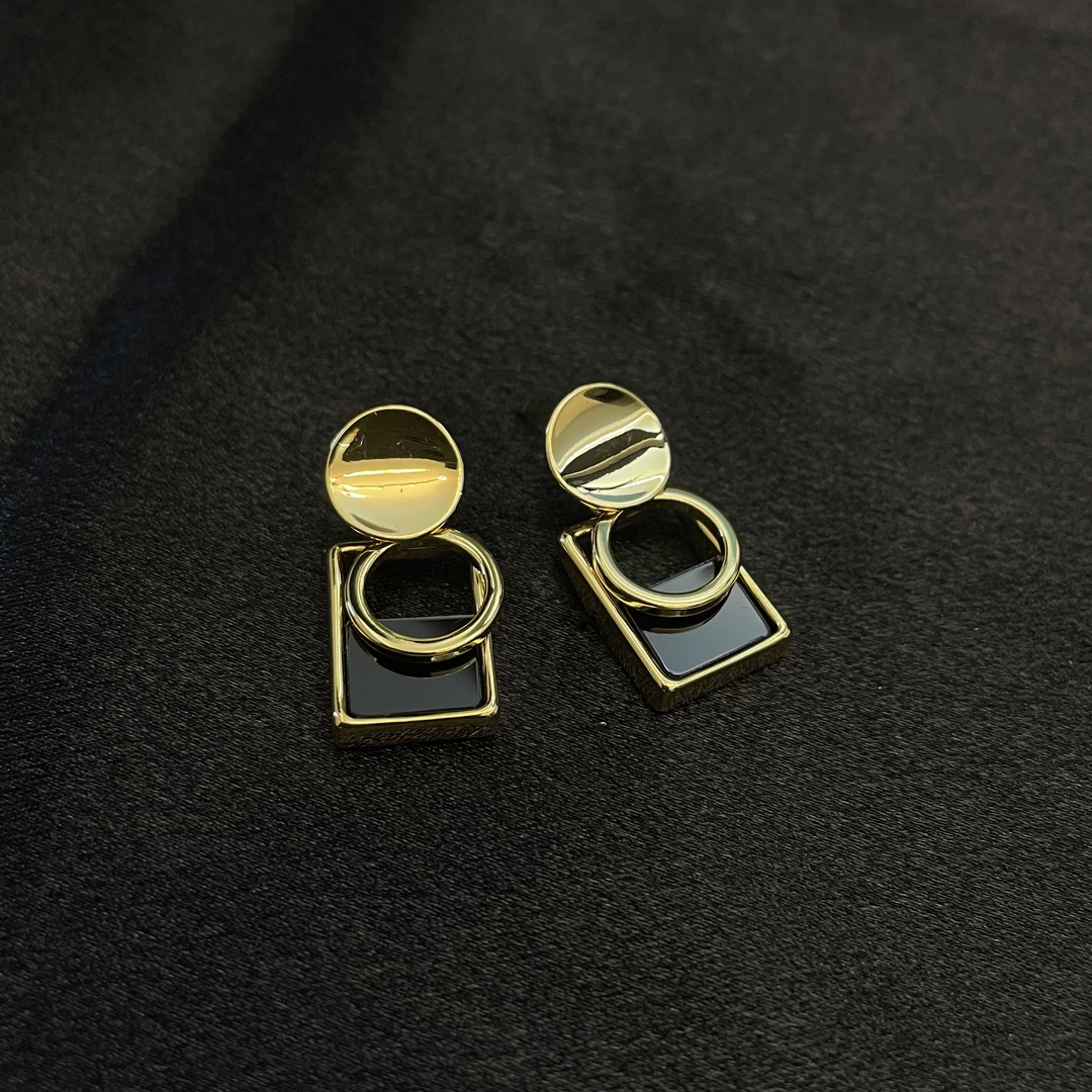 铜合金耳饰 2024银黑金几何圆环百搭吊坠修饰脸型气质优雅