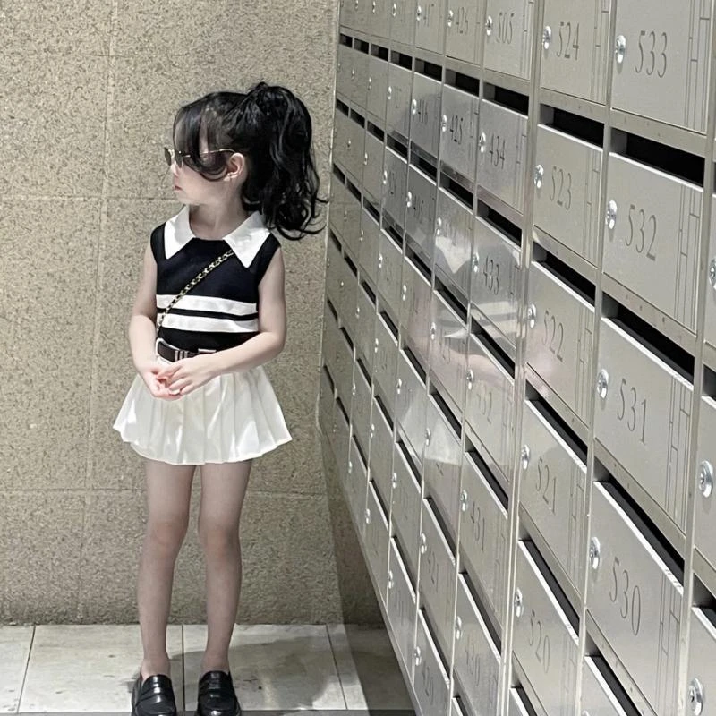 韩版女童设计感夏季爆款2024新款背心百褶儿童网红洋气童装时髦