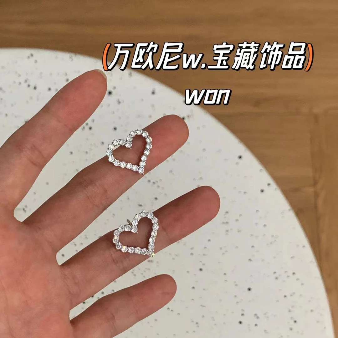 925银合成锆石耳饰 CHANGE x 简单爱心耳钉 少女简约ins E333