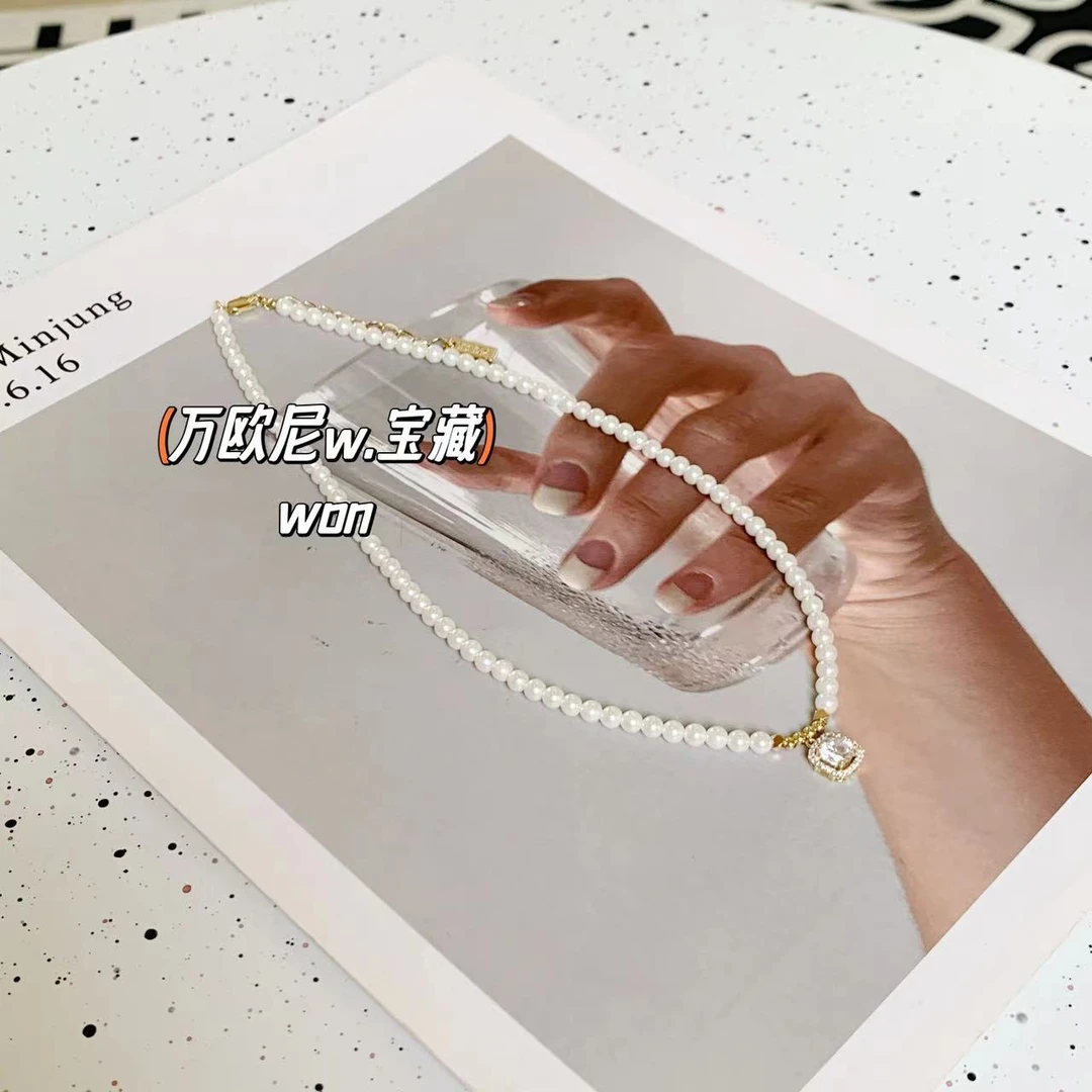 铜合金仿珍珠项链 CHANGE x 雍容华贵 项链轻奢猪猪简约弧 X639