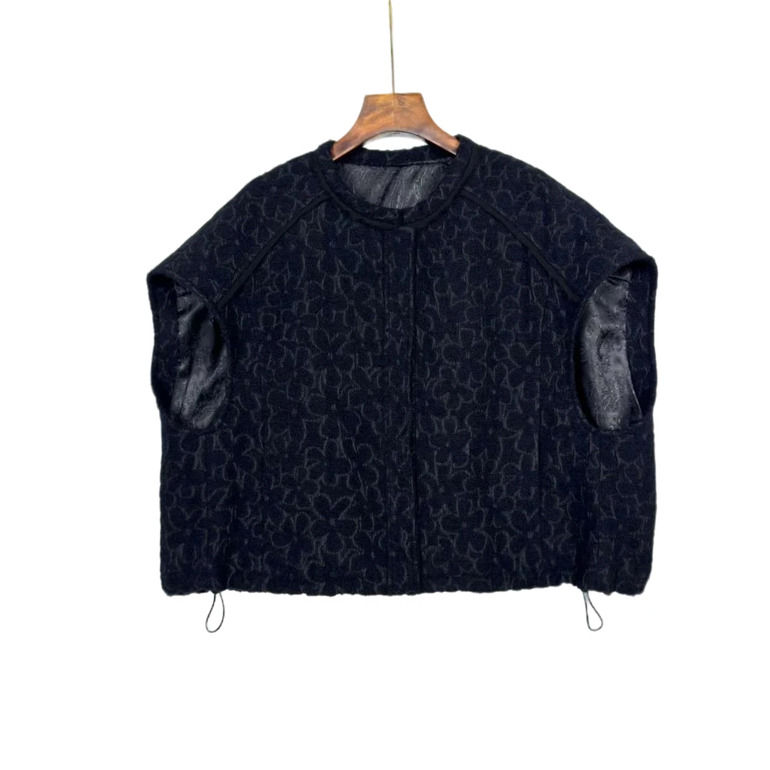 朱总服饰2024121新款时尚马甲