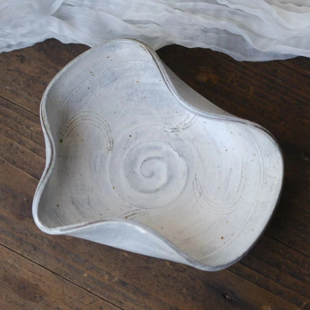 小喜宅 云卷云舒盘（微瑕）