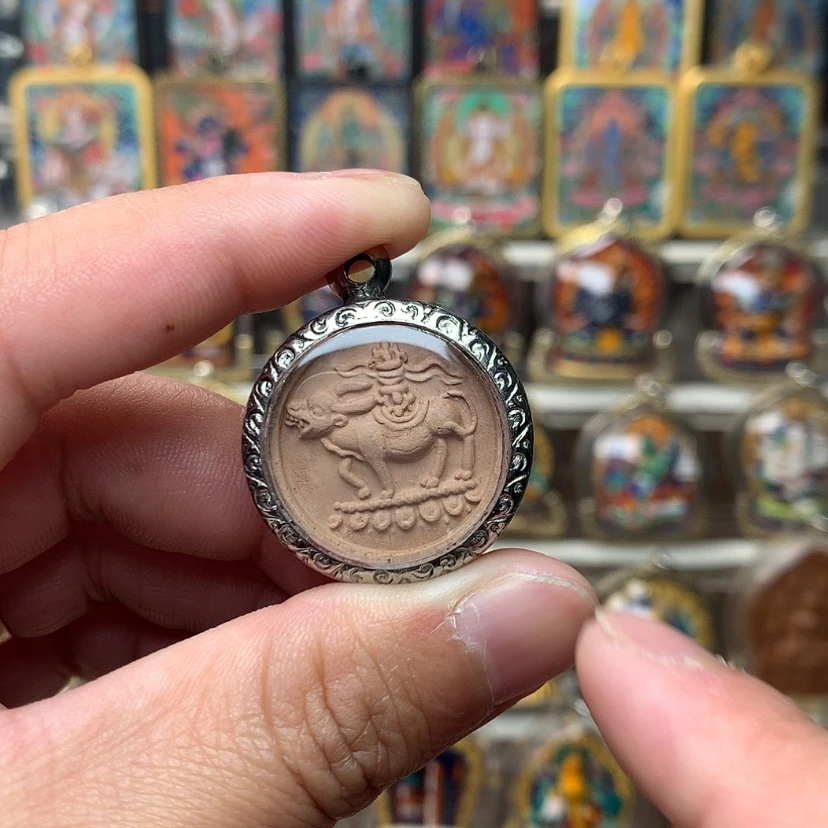 【闪购商品】书法牛背金刚