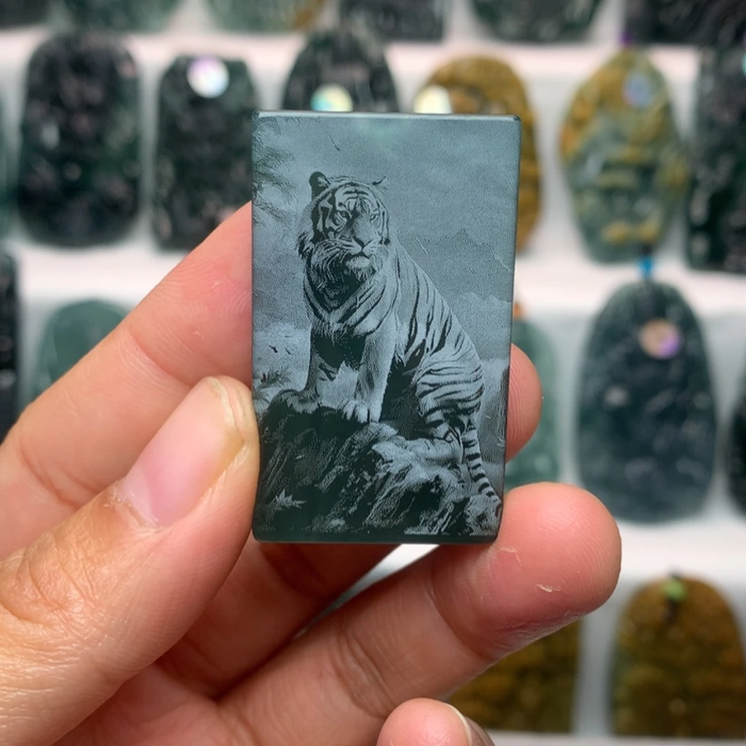 【闪购商品】翡翠吊坠(不含链)未镶嵌有**迷