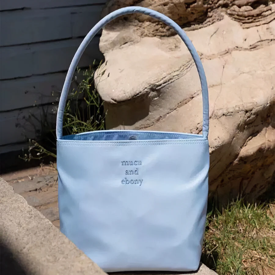 韩国mucu and ebony时尚刺绣夏天高弹防水尼龙百搭腋下单肩包包