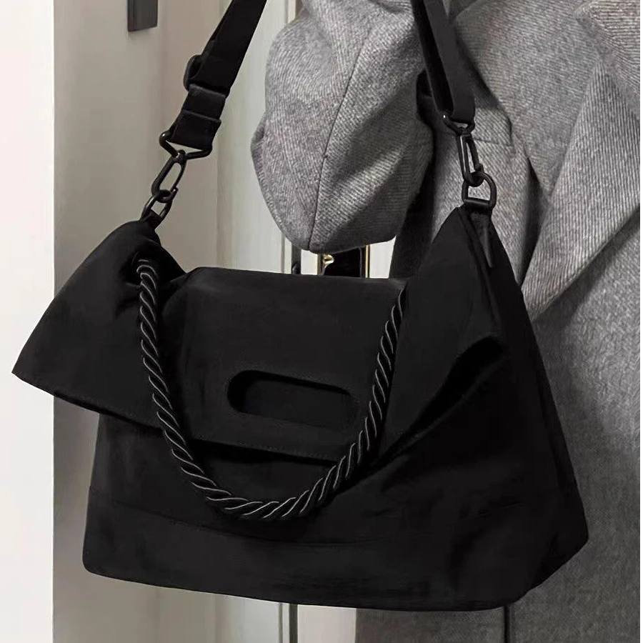 韩国ins时尚尼龙单肩包女大容量2025秋冬新款手提托特包斜挎包包