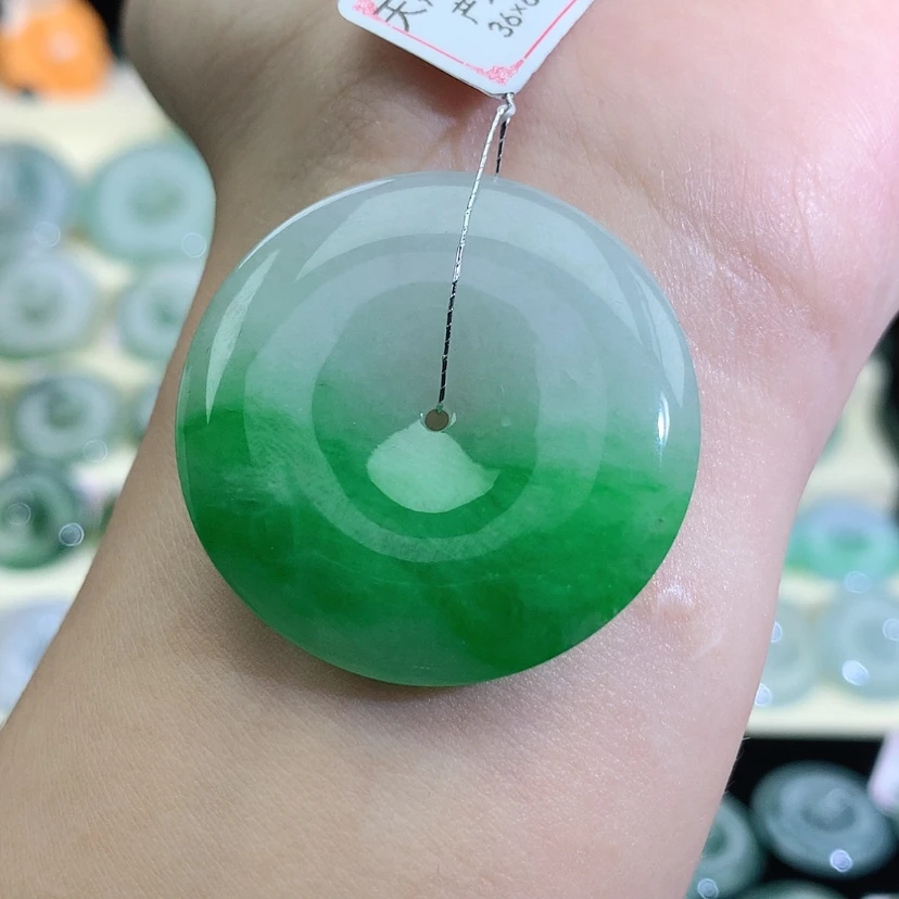 【闪购商品】翡翠吊坠(不含链)未镶嵌宋*