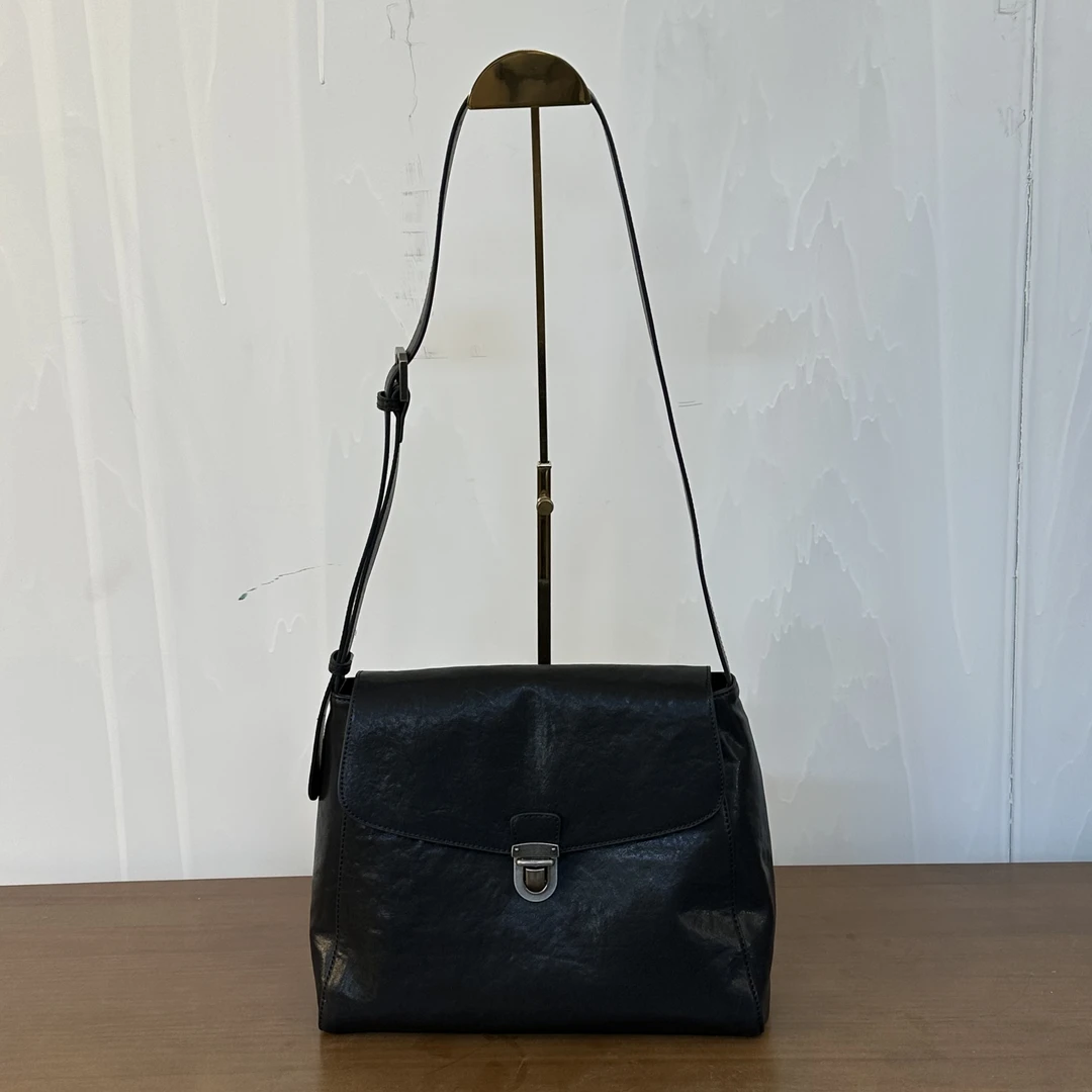 时尚斜挎1V109黑色轻奢单肩腋下包斜挎女包