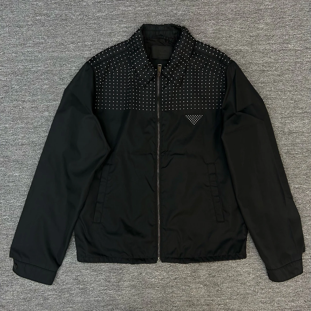 99新/48码/Prada/普拉达/发售价37000/饰钉logo拉链长袖夹克外套