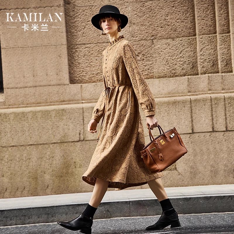 卡米兰法式复古高腰蕾丝钩花植绒连衣裙女2024秋新款中长款衬衫裙
