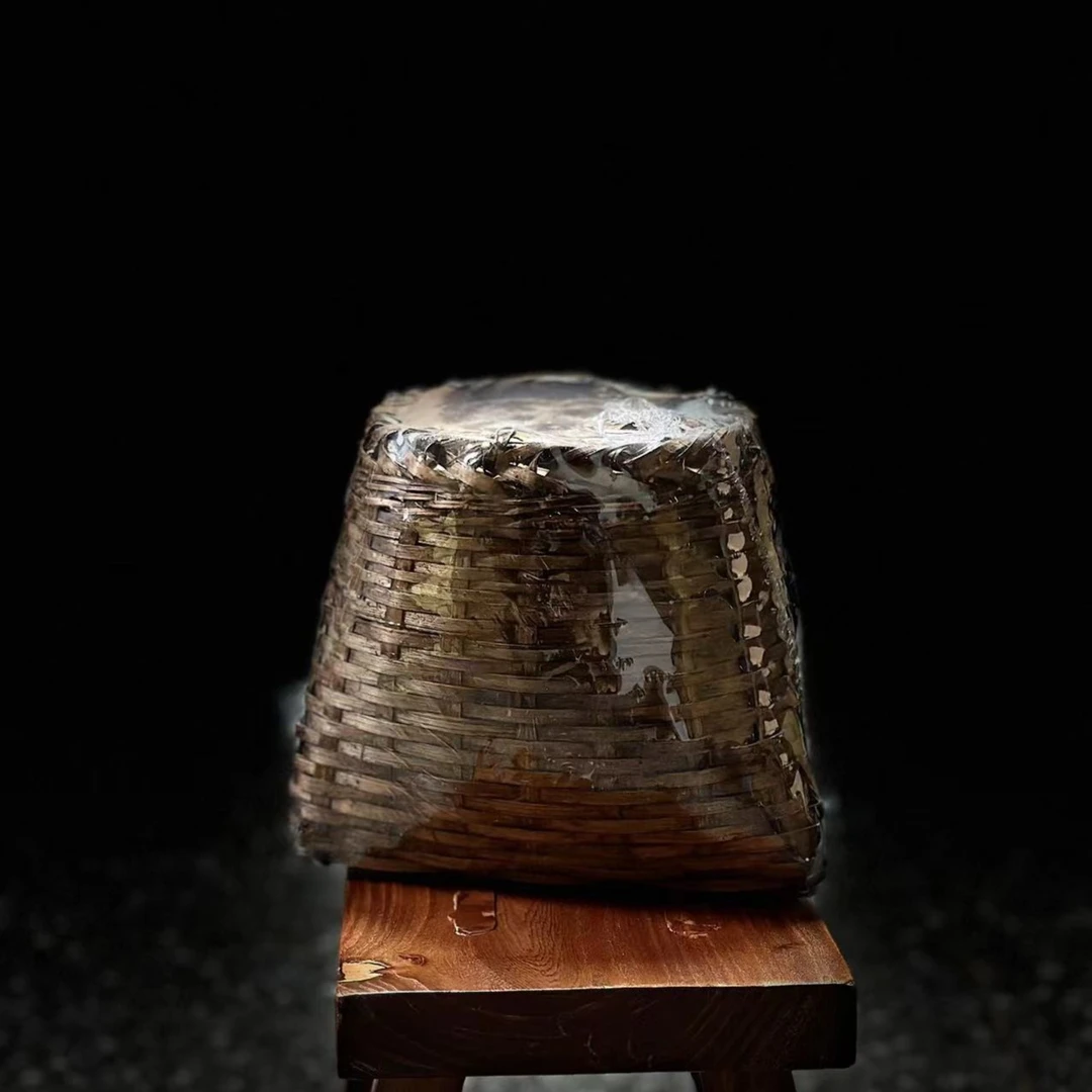 1998年老班章古树生茶头春老茶380克罗罗茶 普洱茶生茶