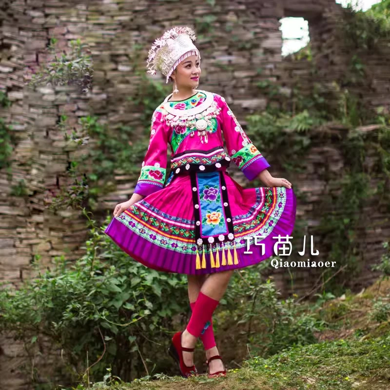 巧苗儿苗族侗族土家族民族舞蹈服装百褶裙短裙刺绣精品服饰